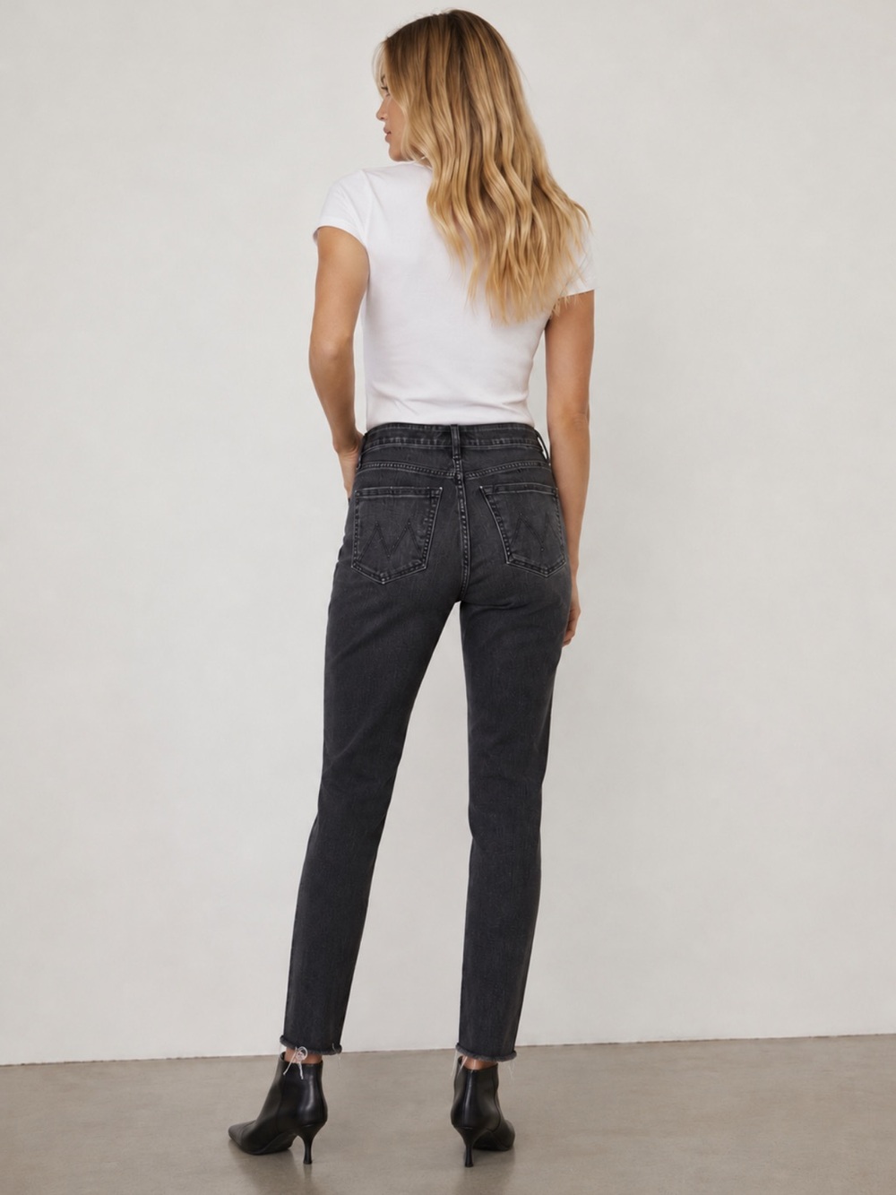 Women’s Mother  The Looker Ankle Fray black jeans size 26